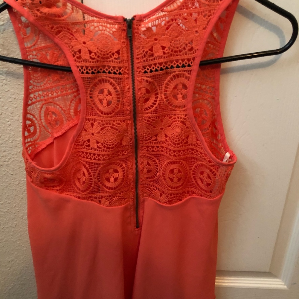 Coral tank top